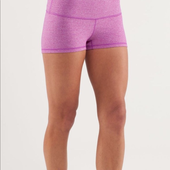 🍋Lululemon 🍋 pretty pink short - Picture 2 of 2